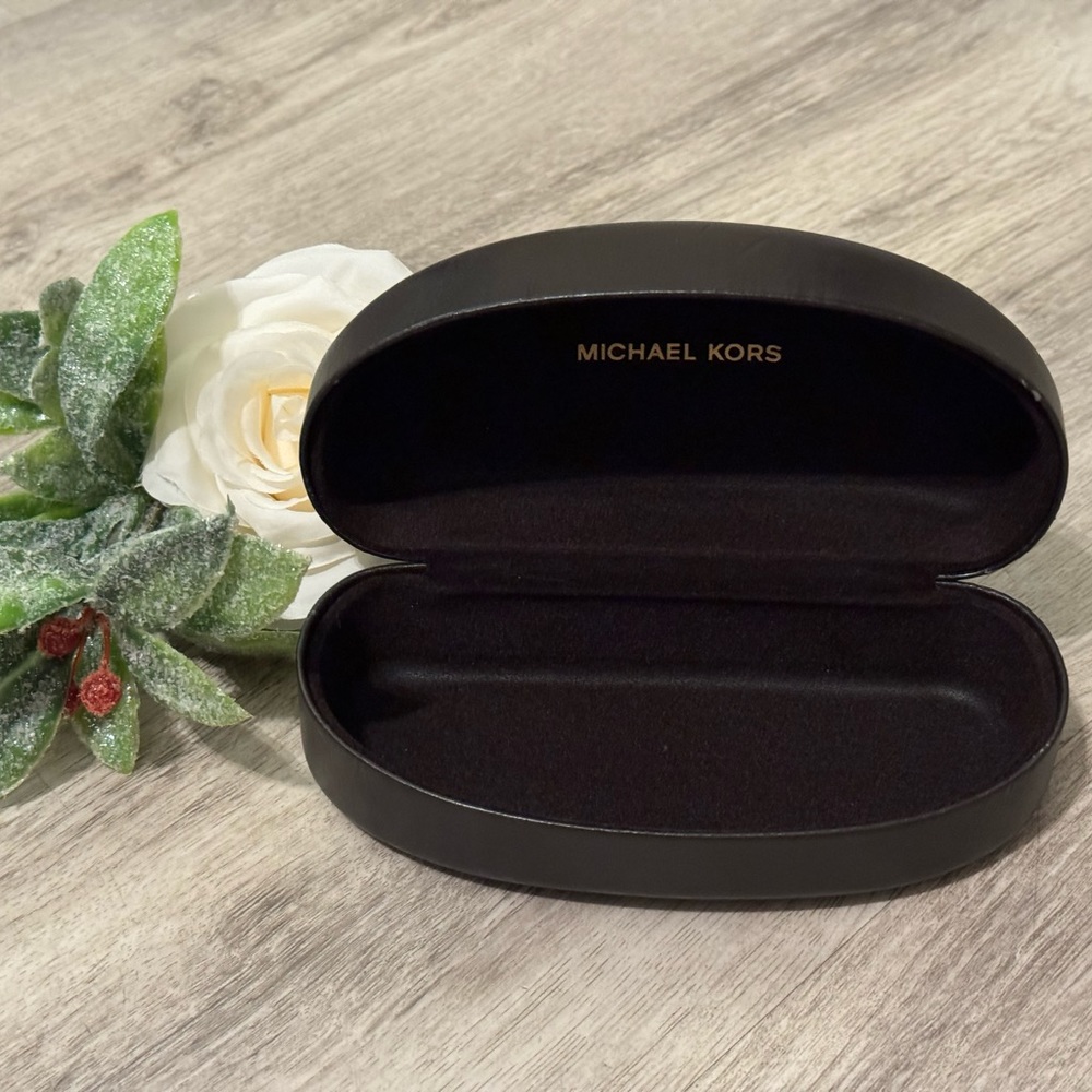 MICHAEL KORS Dark Brown GLASSES CASE Eyeglass Hard Shell Clam Case NEVER USED